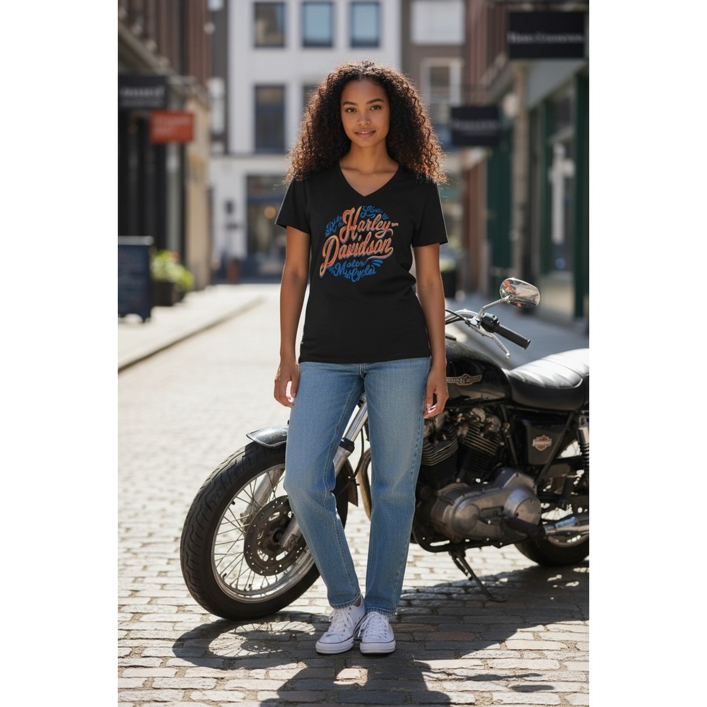 Harley-Davidson Women's V-Neck‎ Tee | Munich Dealer Back | Size M
